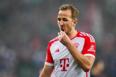 九游体育官网-英媒同情凯恩：亚军之冠魔咒再续？他绝非拜仁问题