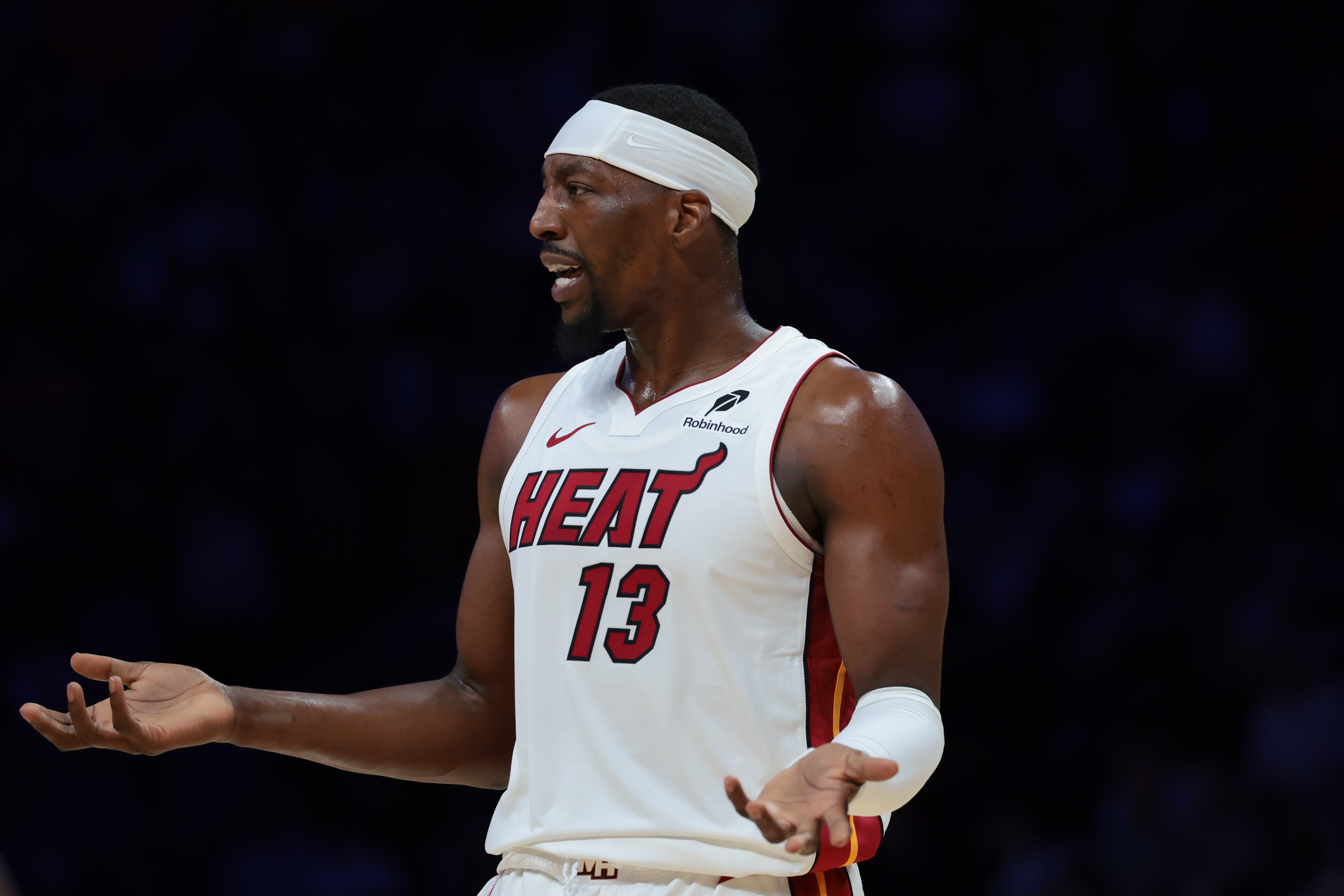 九游体育APP-可惜空砍！阿德巴约23中13砍全场最高32分 另有9板3断&amp;第三节11分